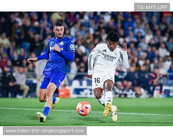 西甲塞维利亚边侧渗透连贯性极强,场面稳稳上升